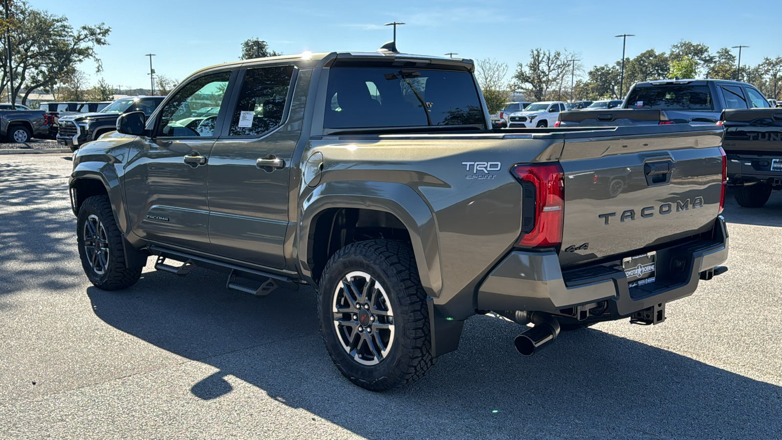 2024 Toyota Tacoma TRD Sport 6