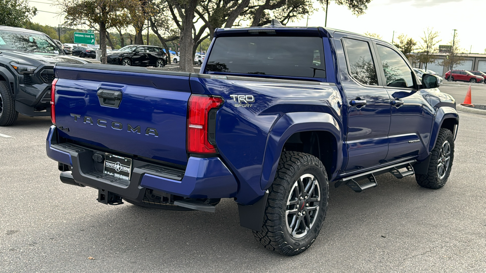 2024 Toyota Tacoma TRD Sport 8