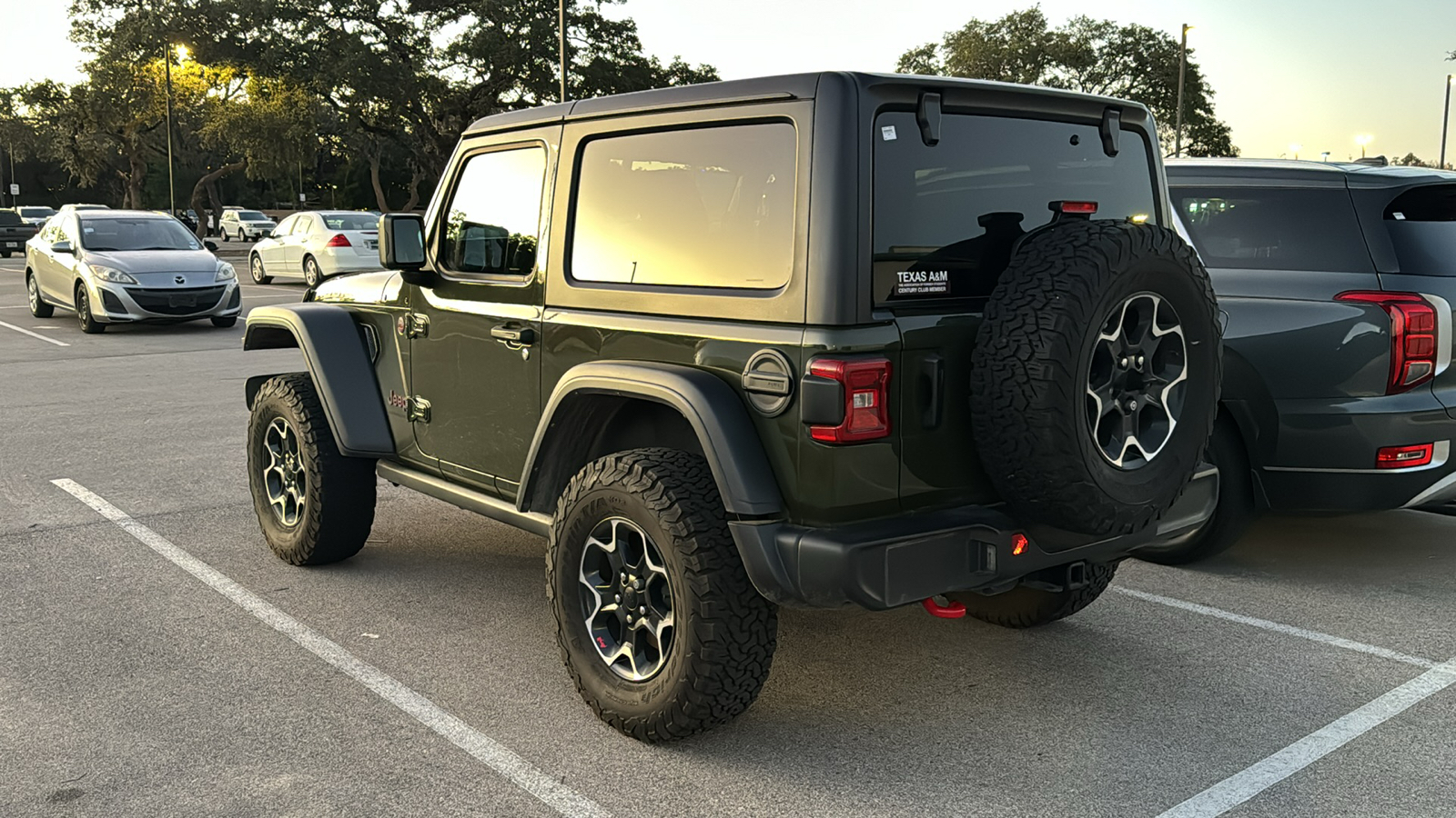 2023 Jeep Wrangler Rubicon 4