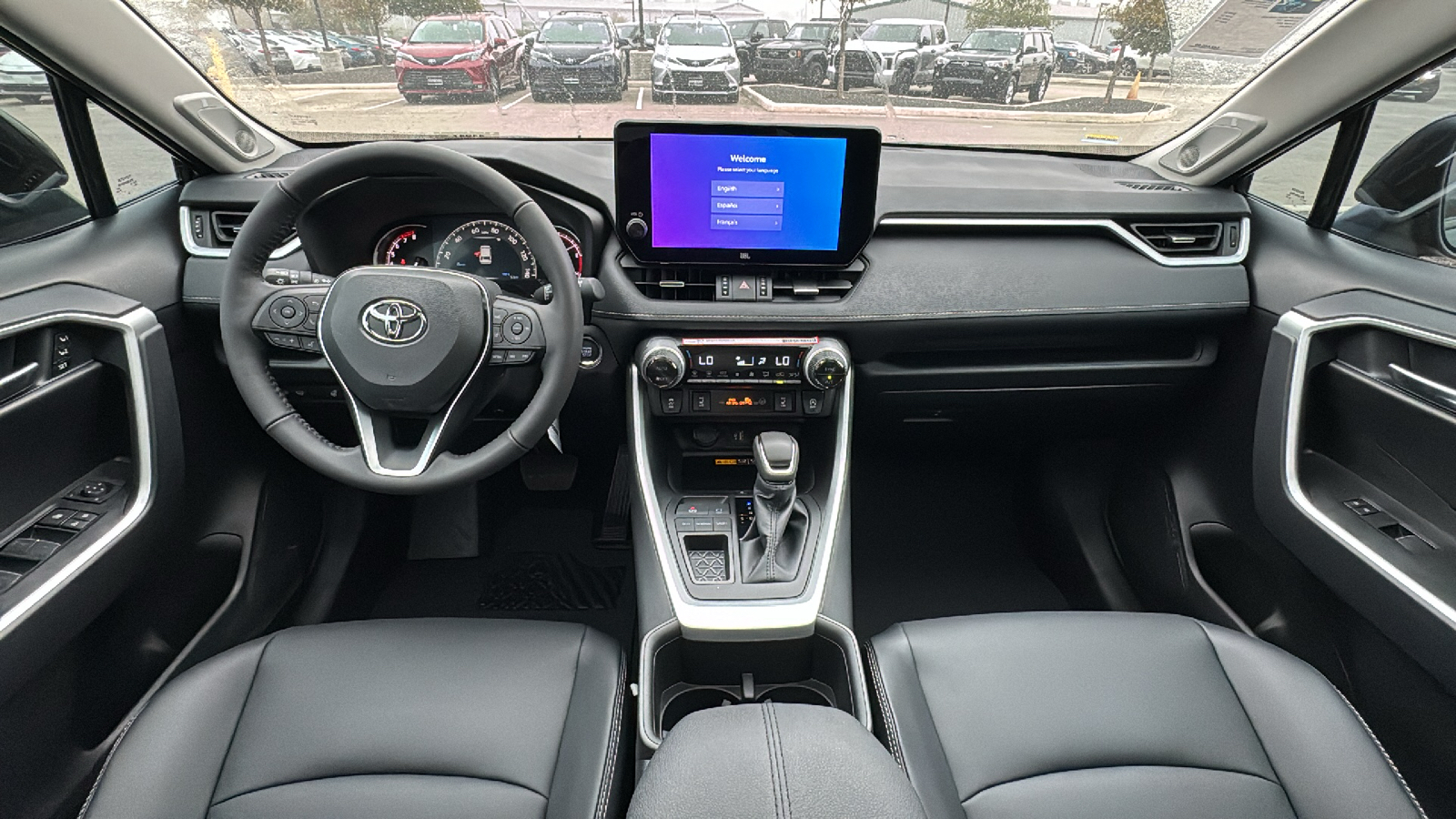 2024 Toyota RAV4 XLE Premium 16