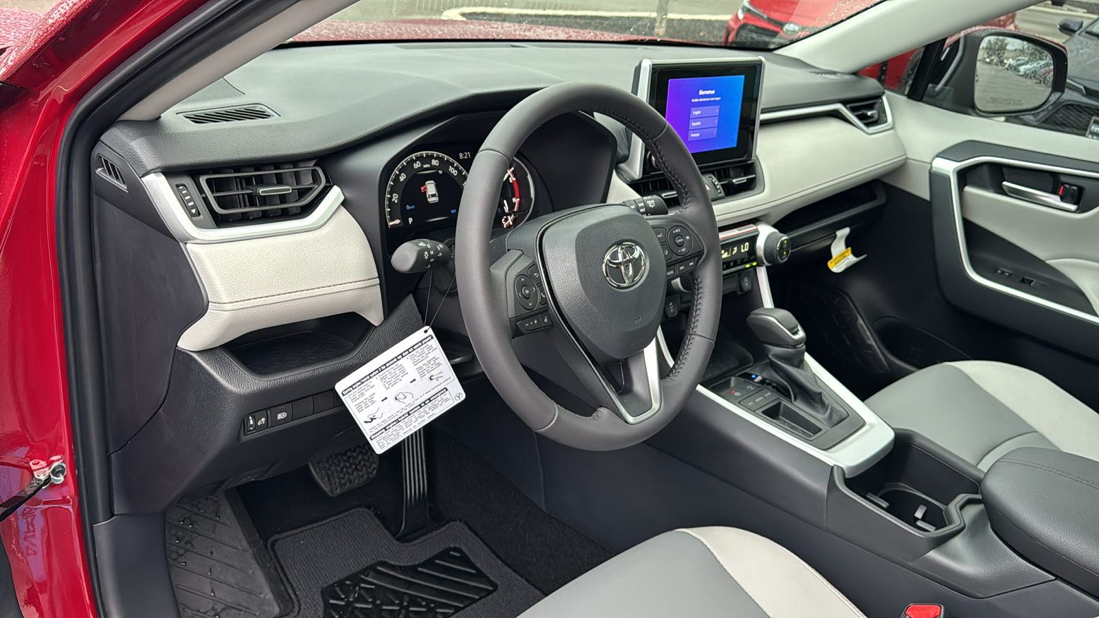 2024 Toyota RAV4 XLE Premium 13