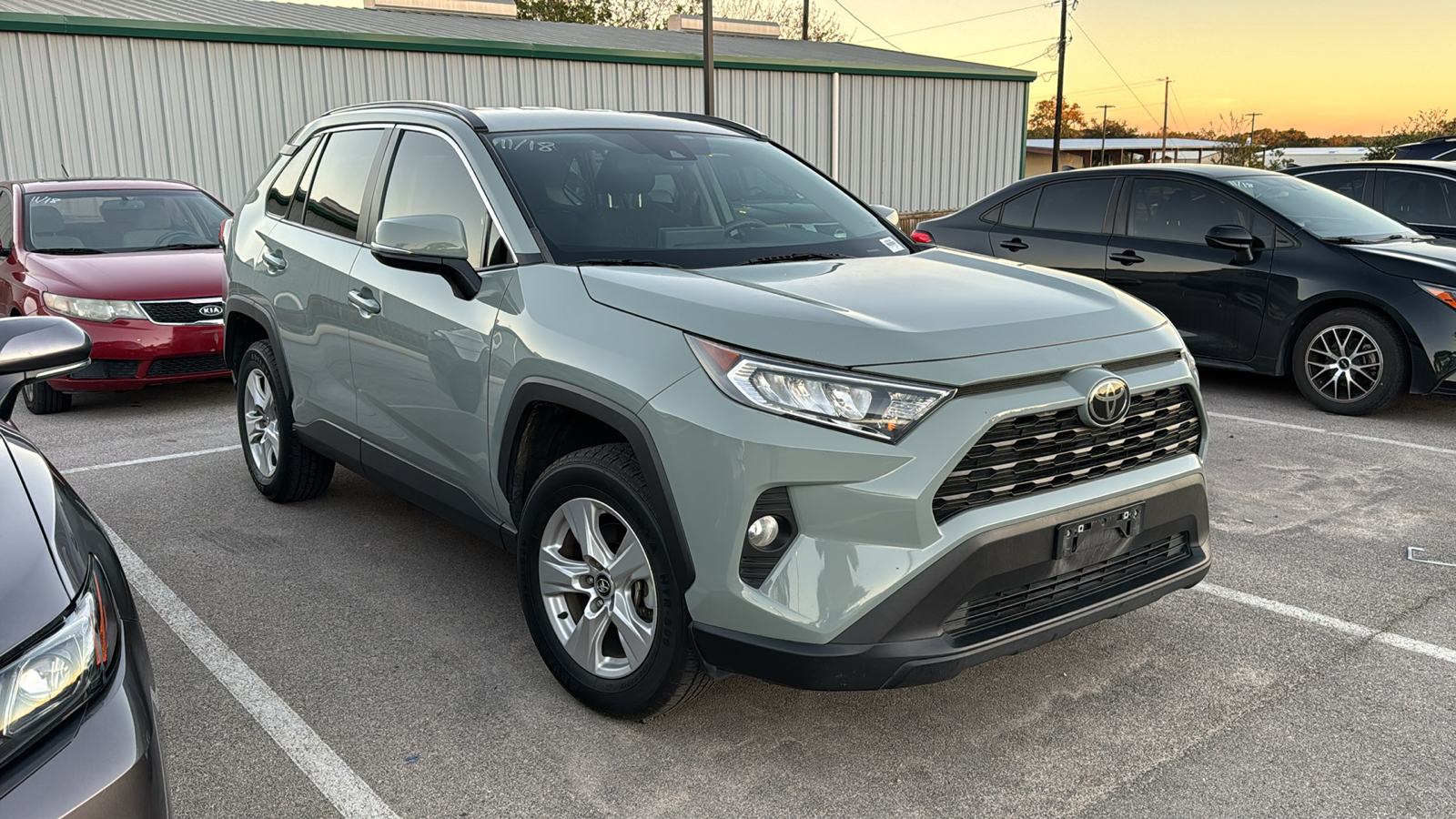 2021 Toyota RAV4 XLE 11