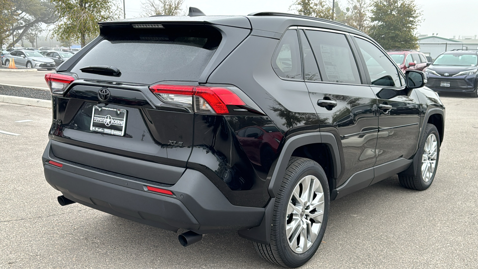 2024 Toyota RAV4 XLE Premium 7