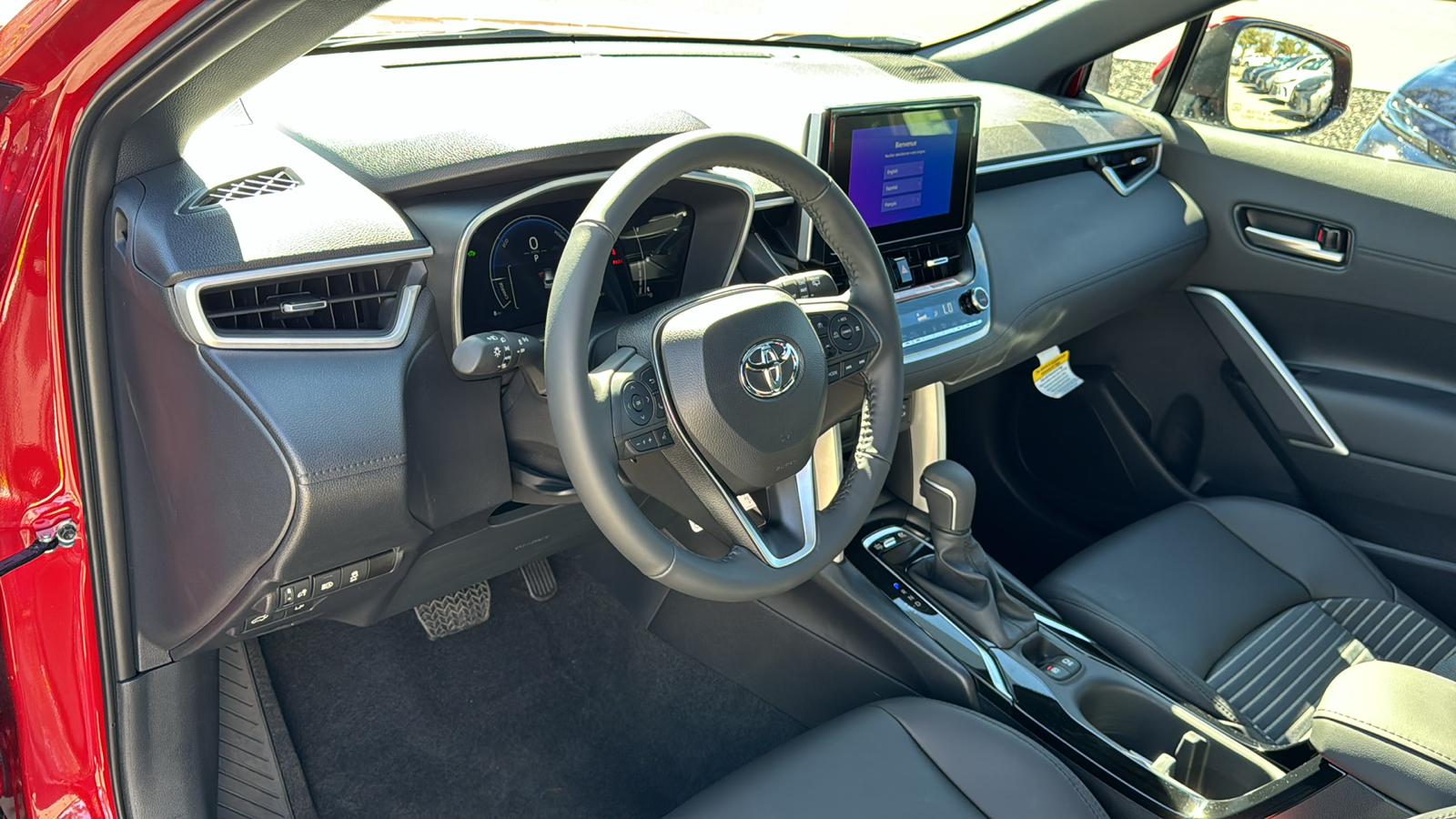 2024 Toyota Corolla Cross Hybrid XSE 12