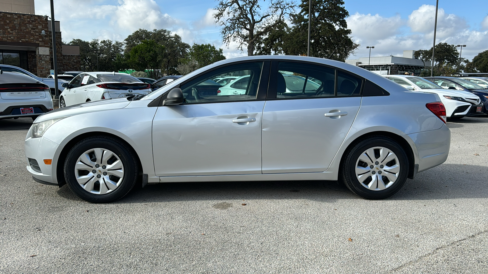 2014 Chevrolet Cruze LS 4