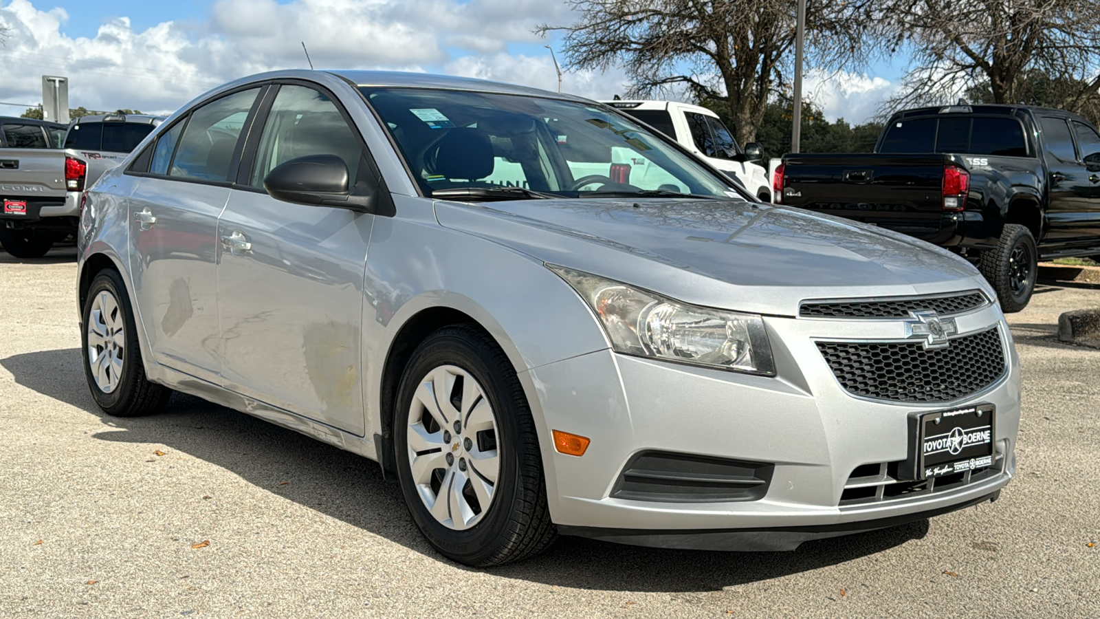 2014 Chevrolet Cruze LS 34