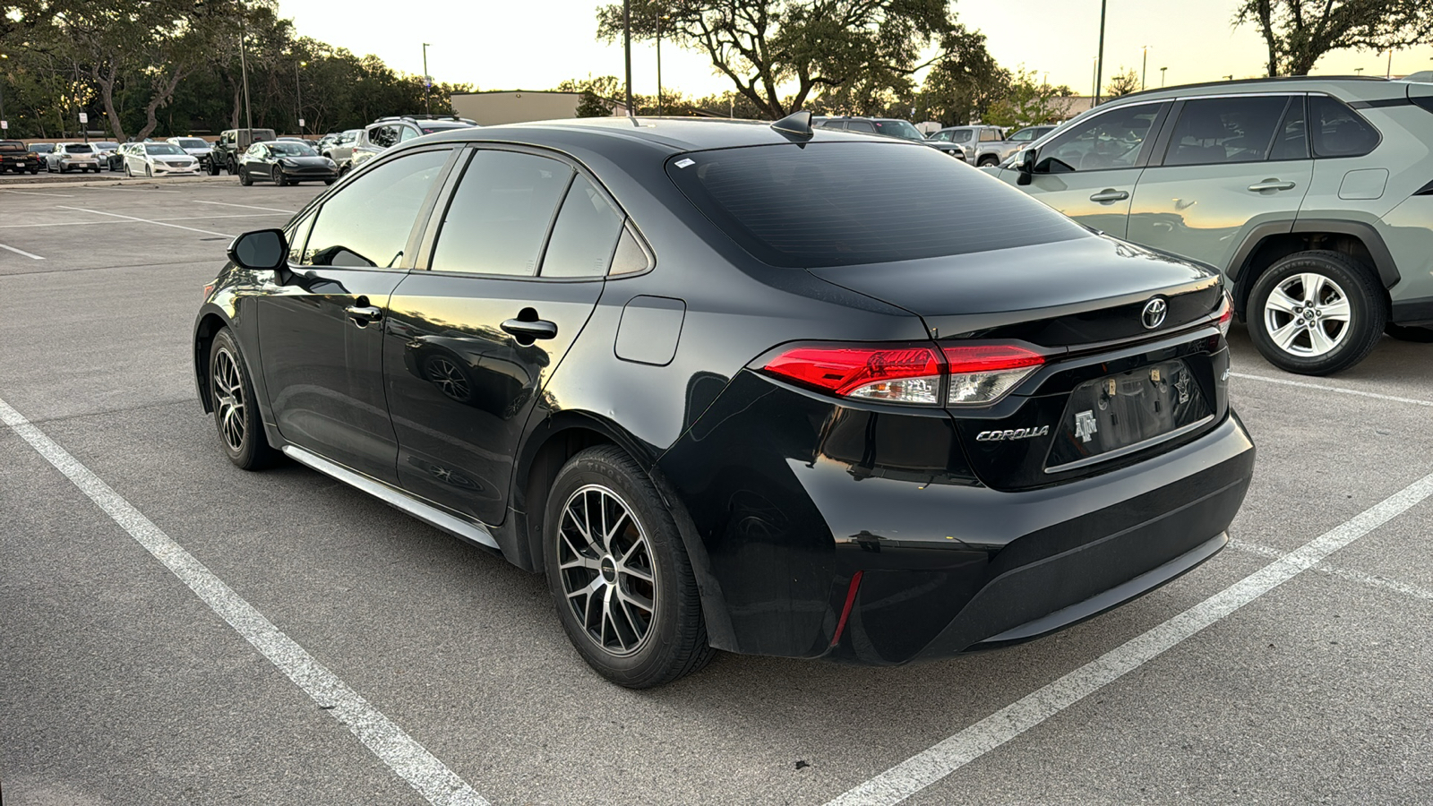 2021 Toyota Corolla LE 4