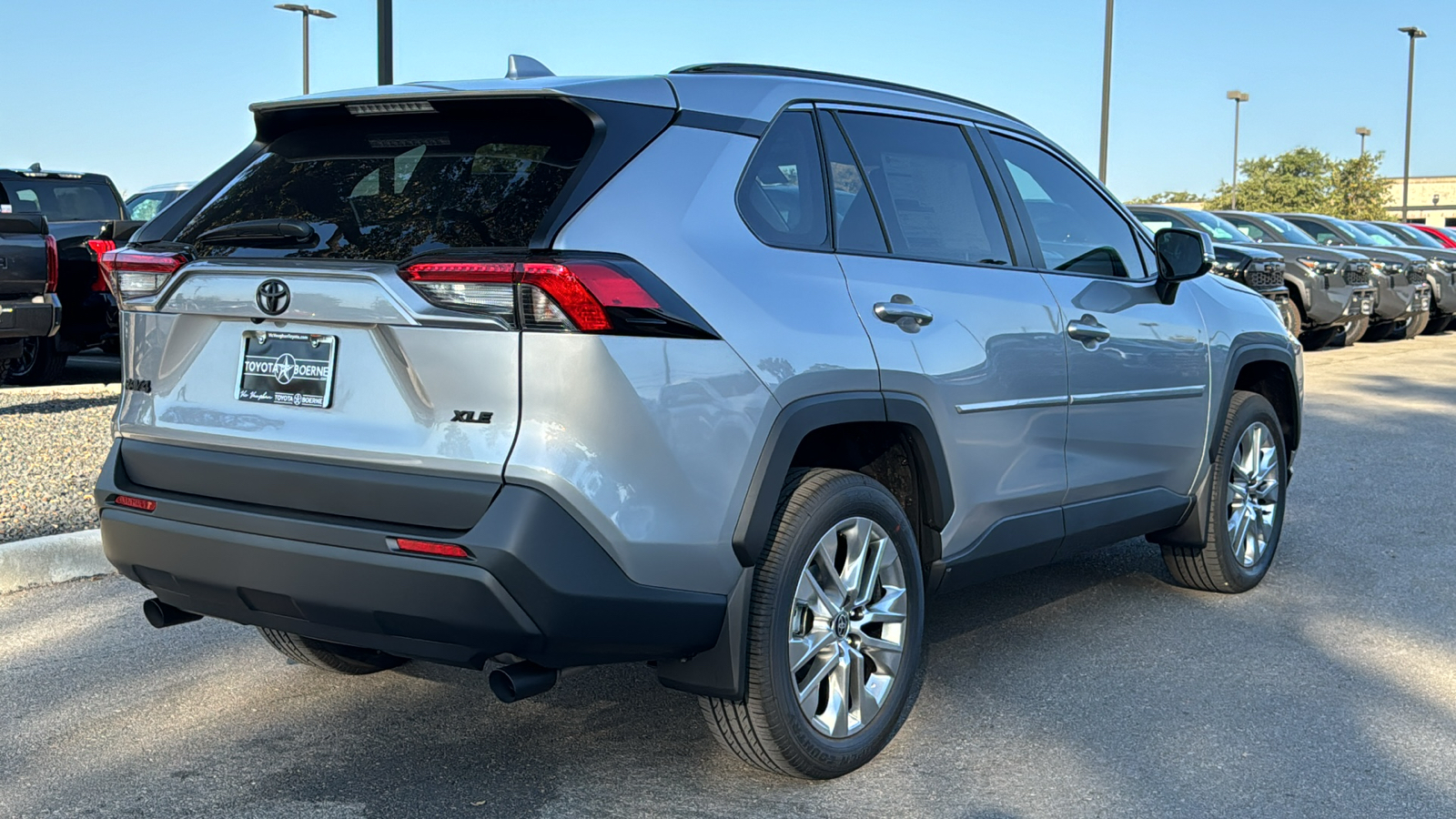 2024 Toyota RAV4 XLE Premium 7