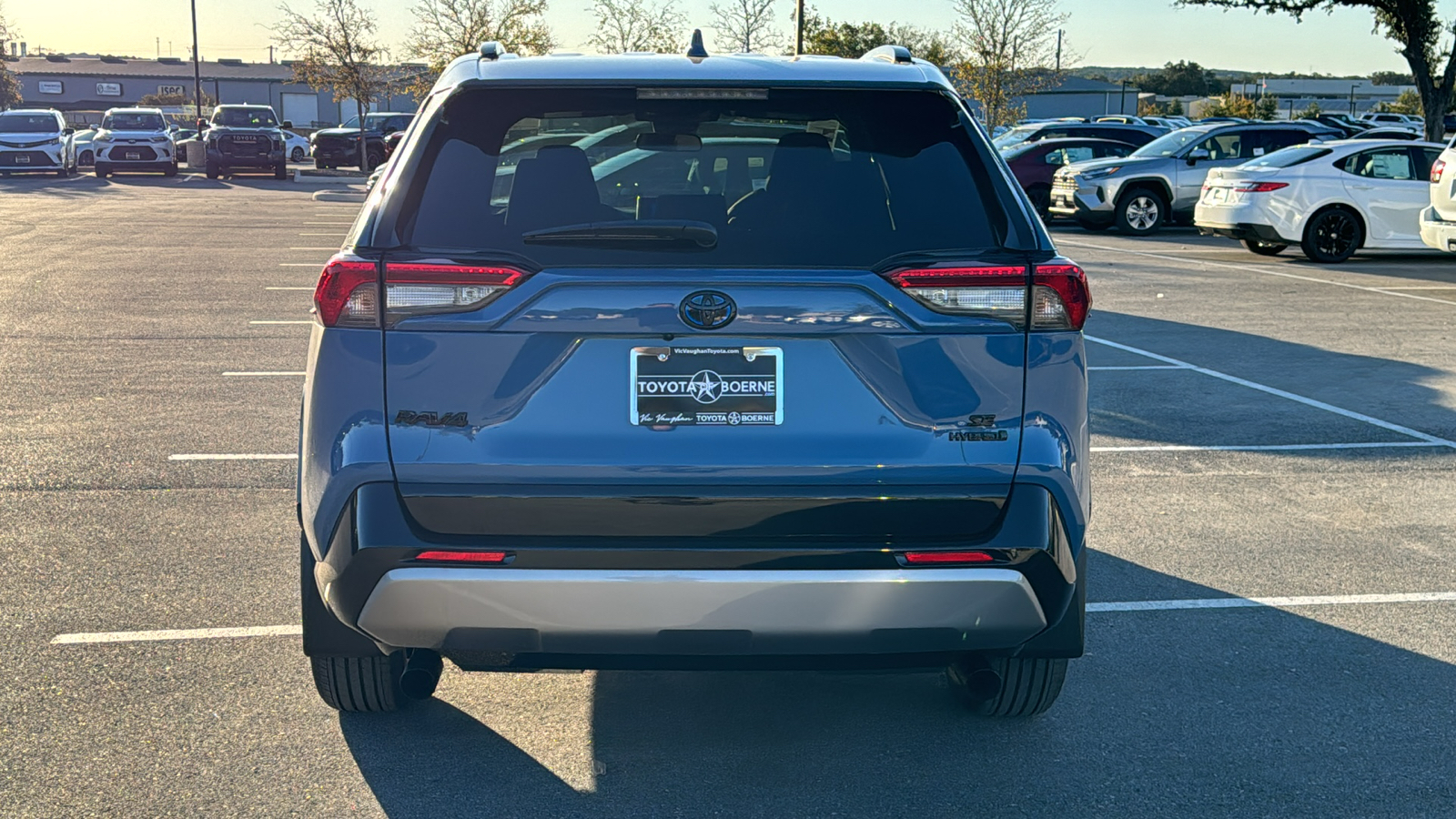 2024 Toyota RAV4 Hybrid SE 6