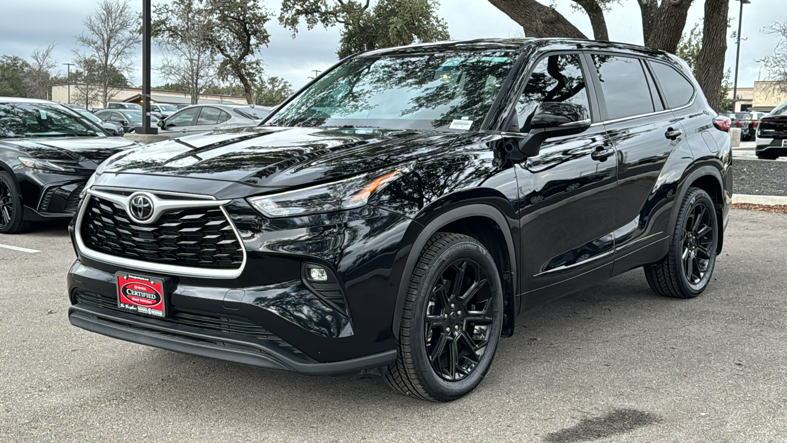 2023 Toyota Highlander LE 3