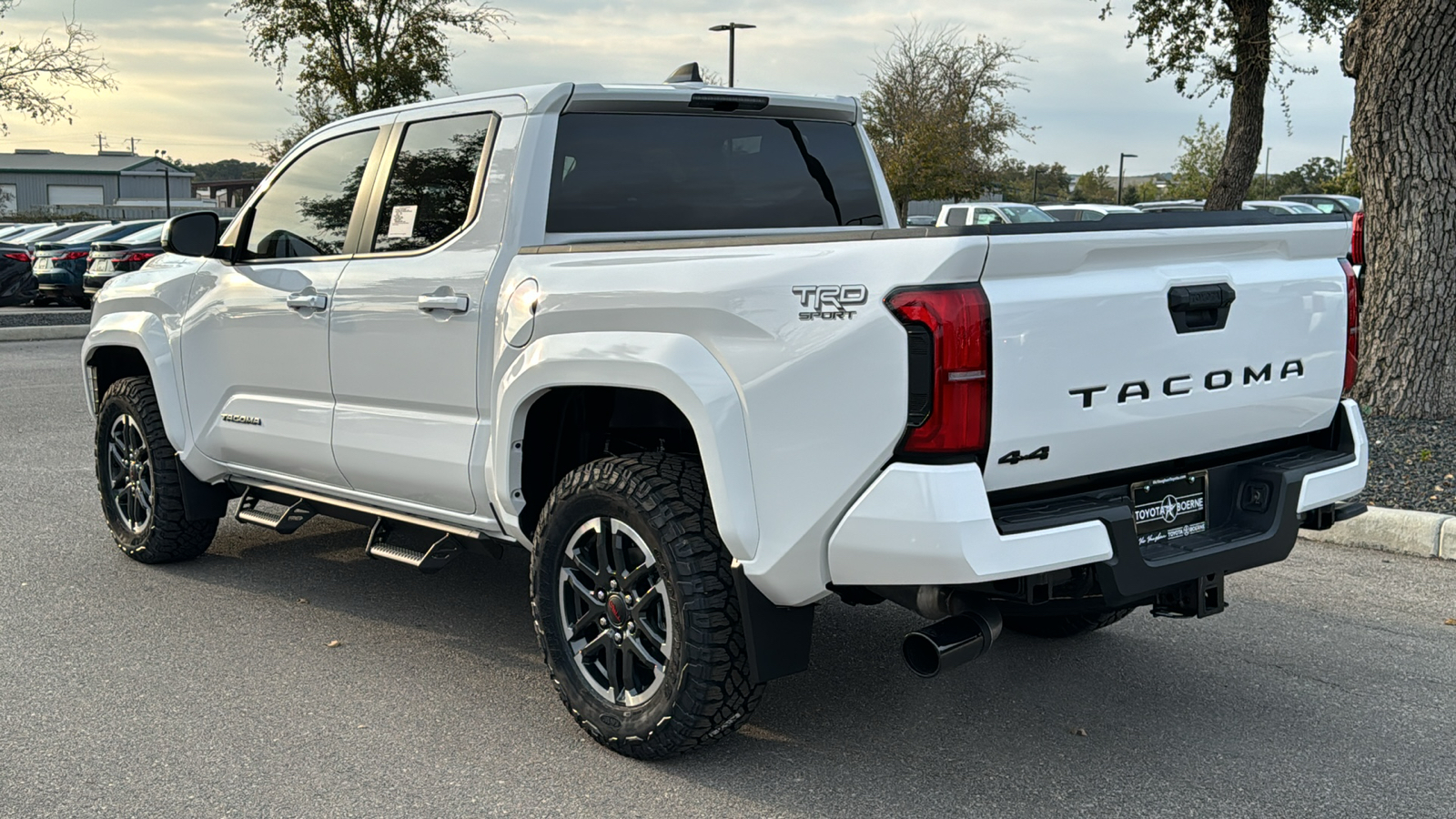 2024 Toyota Tacoma TRD Sport 6