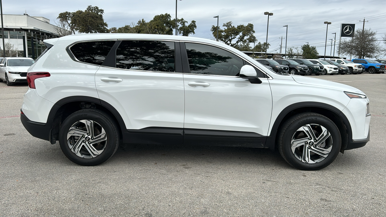 2023 Hyundai Santa Fe SE 8