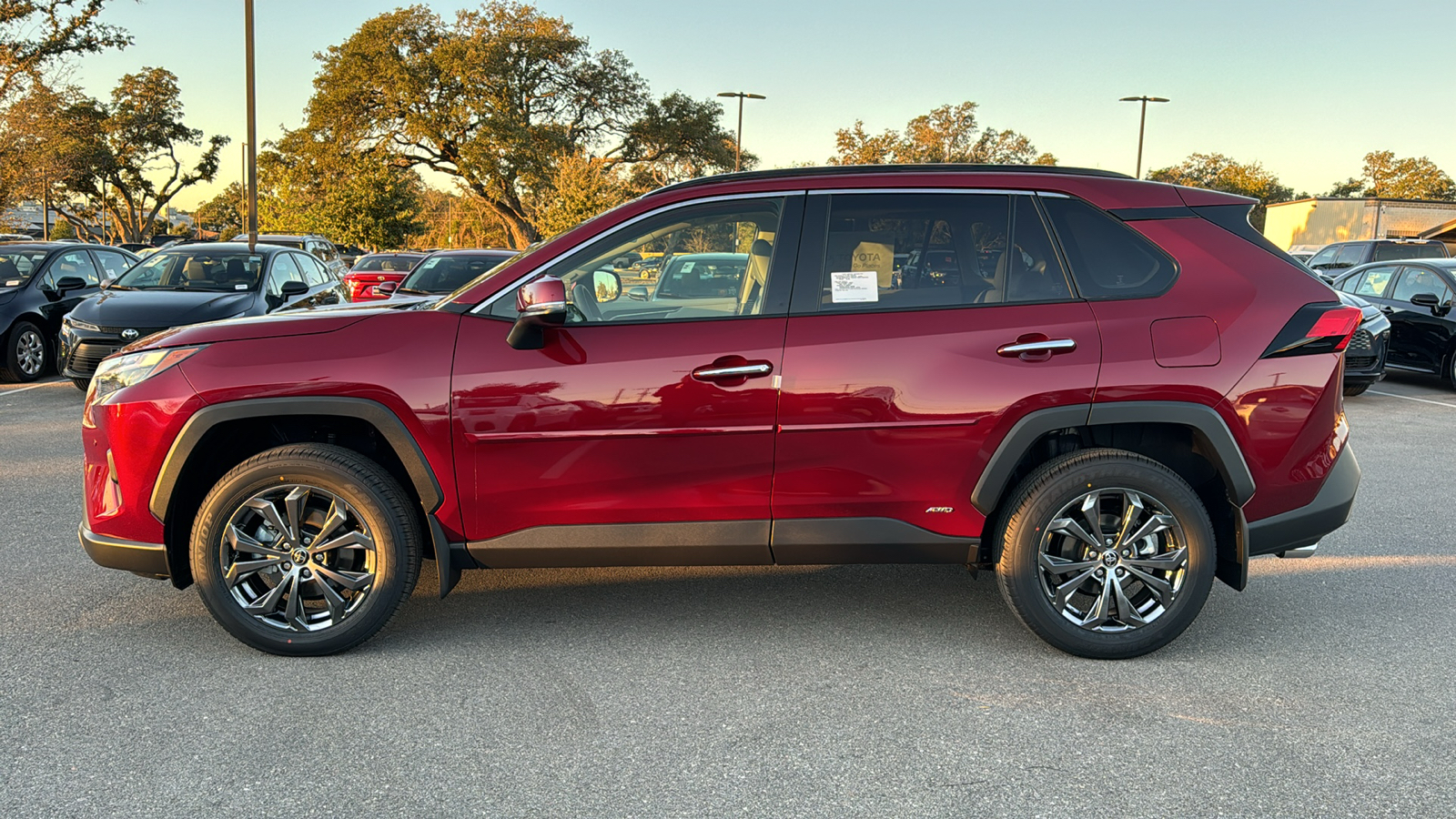 2024 Toyota RAV4 Hybrid Limited 4