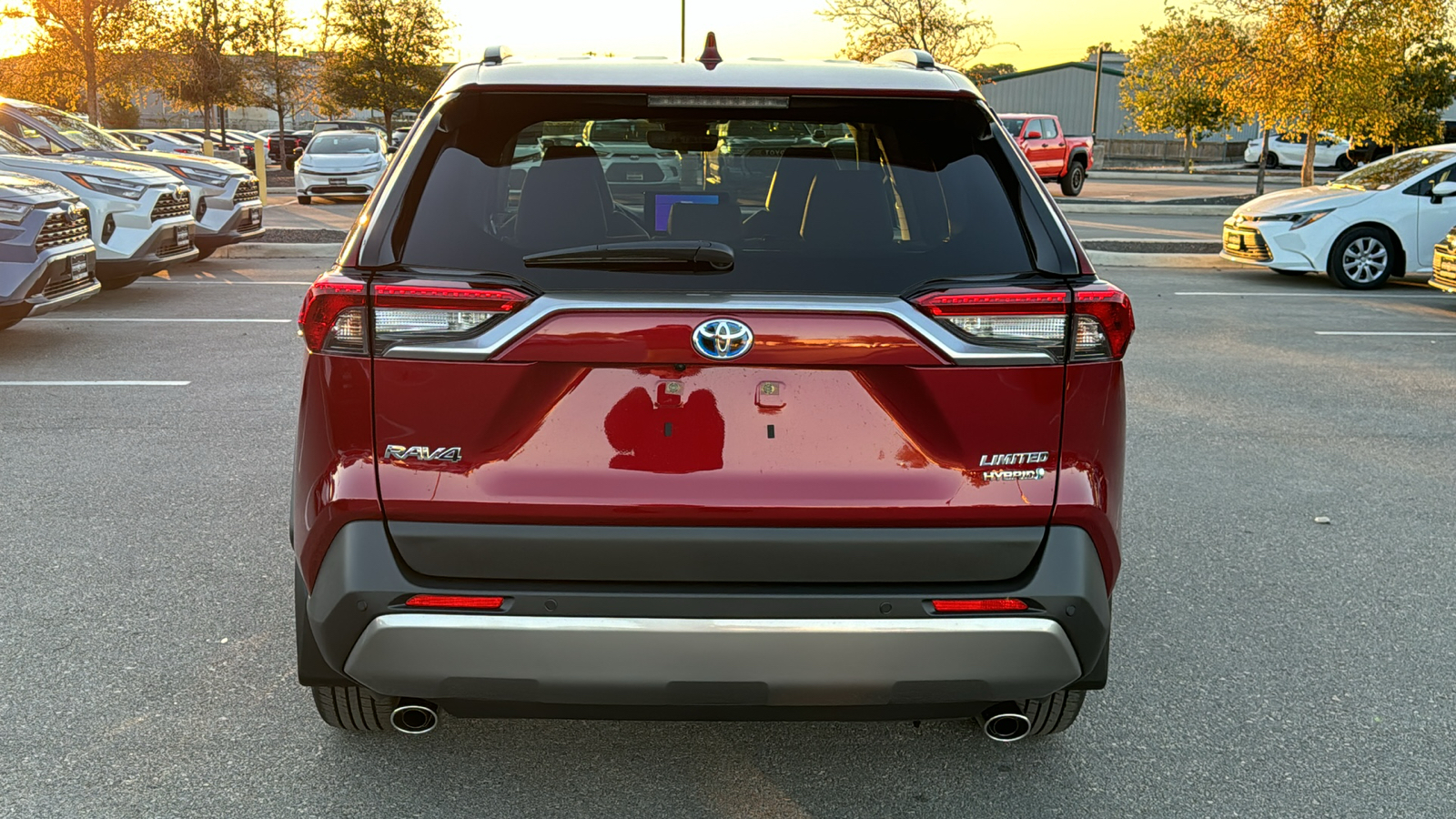 2024 Toyota RAV4 Hybrid Limited 6