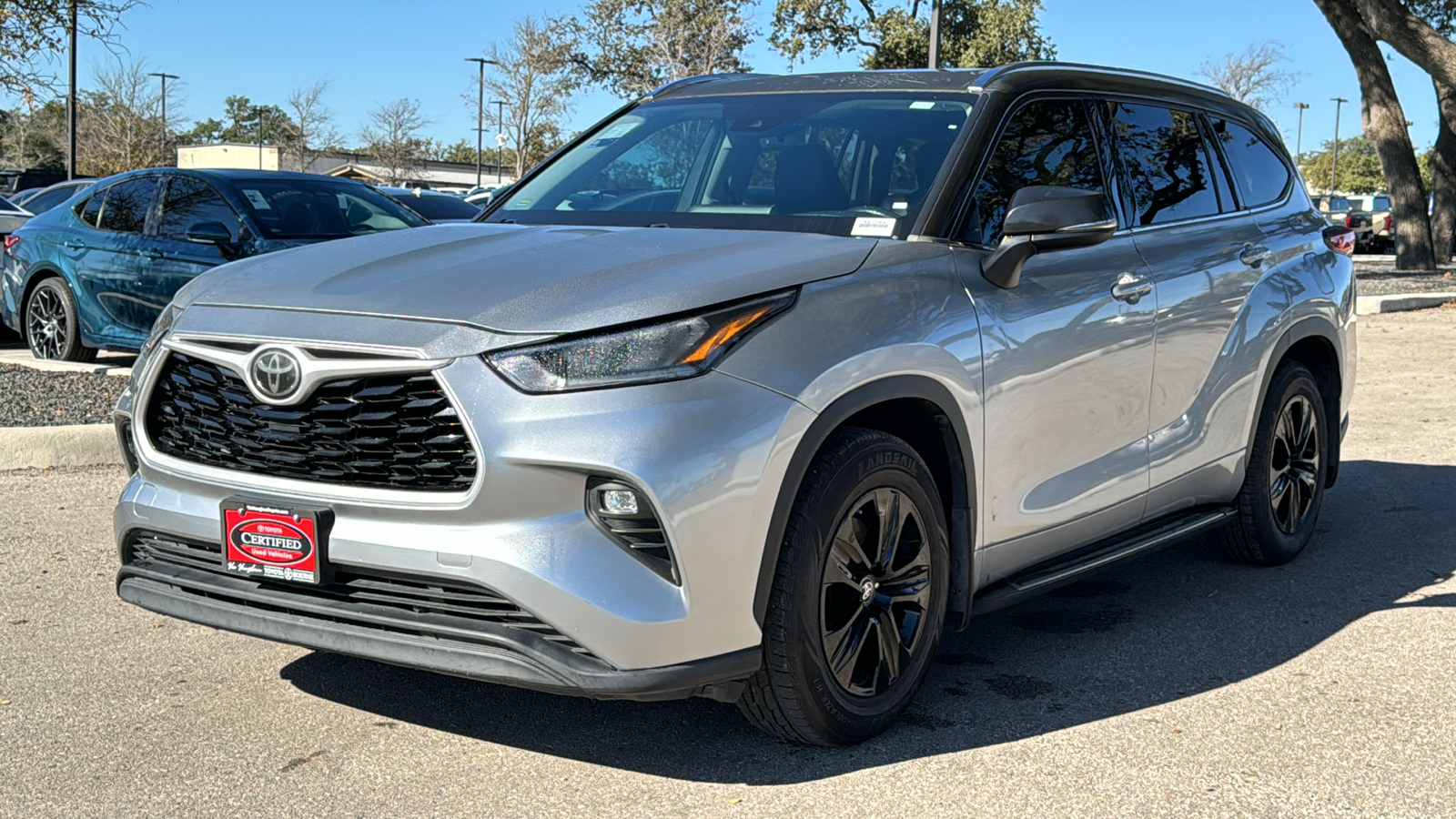 2020 Toyota Highlander XLE 3