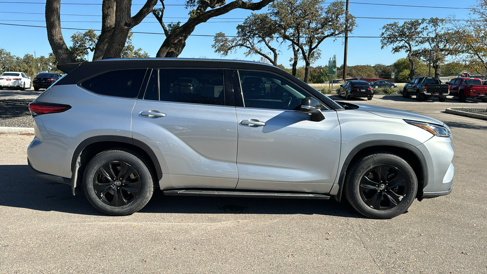 2020 Toyota Highlander XLE 8