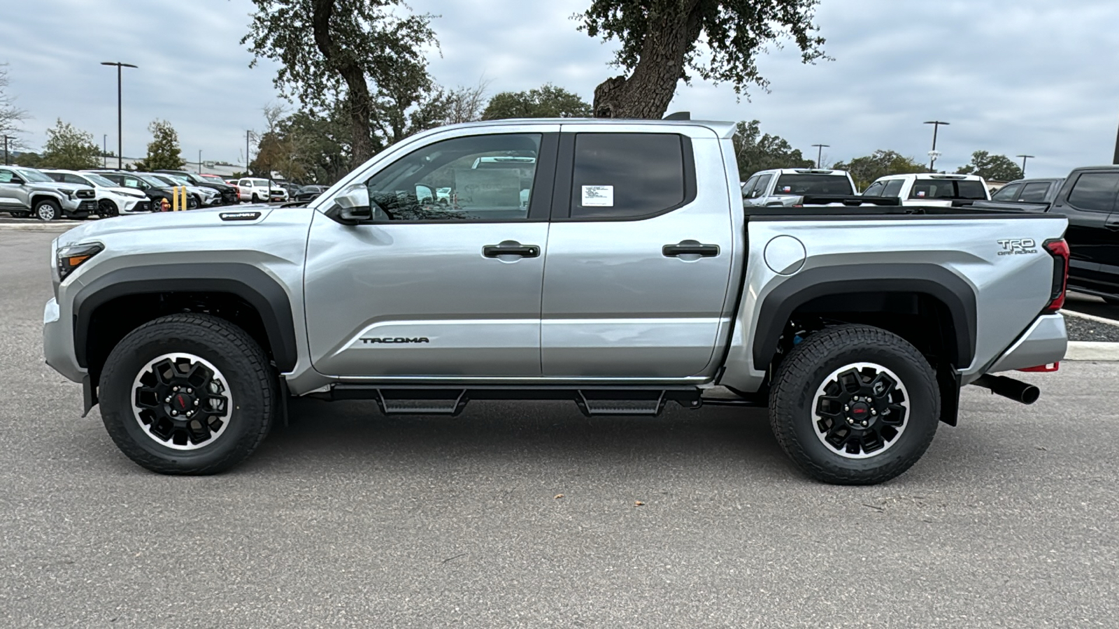 2024 Toyota Tacoma Hybrid TRD Off Road 5