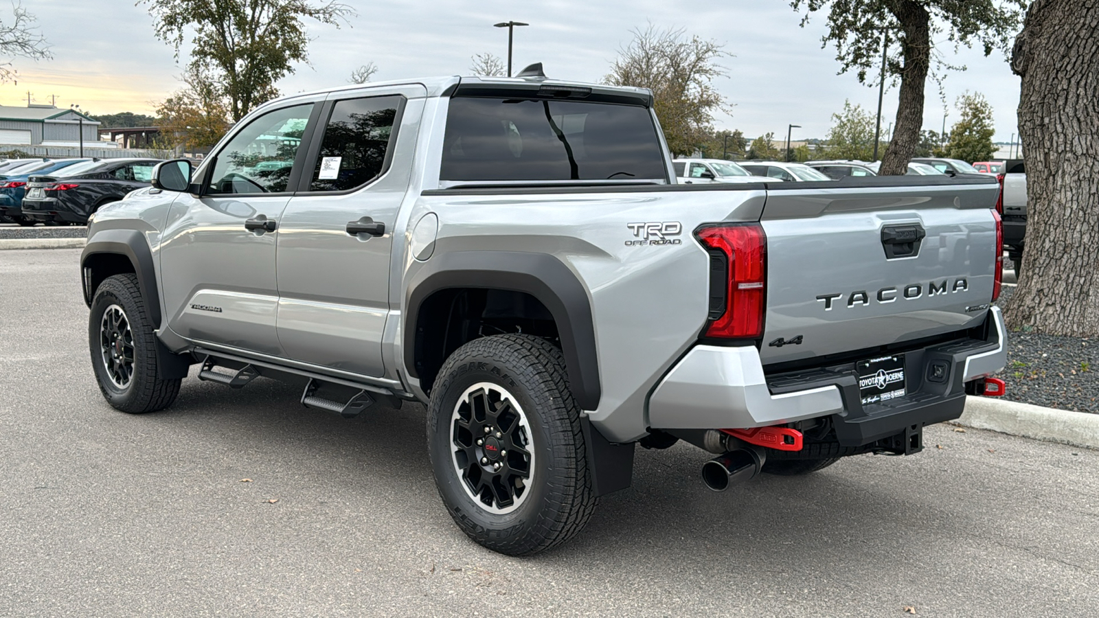 2024 Toyota Tacoma Hybrid TRD Off Road 6