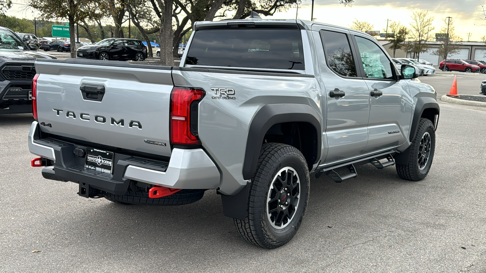 2024 Toyota Tacoma Hybrid TRD Off Road 8