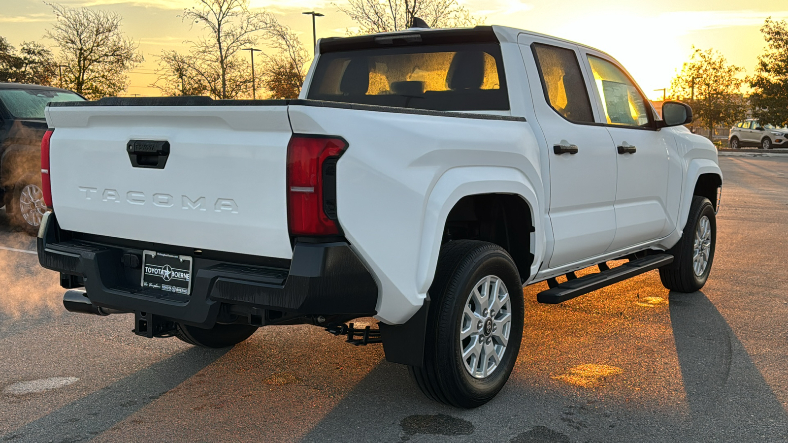 2024 Toyota Tacoma SR 8