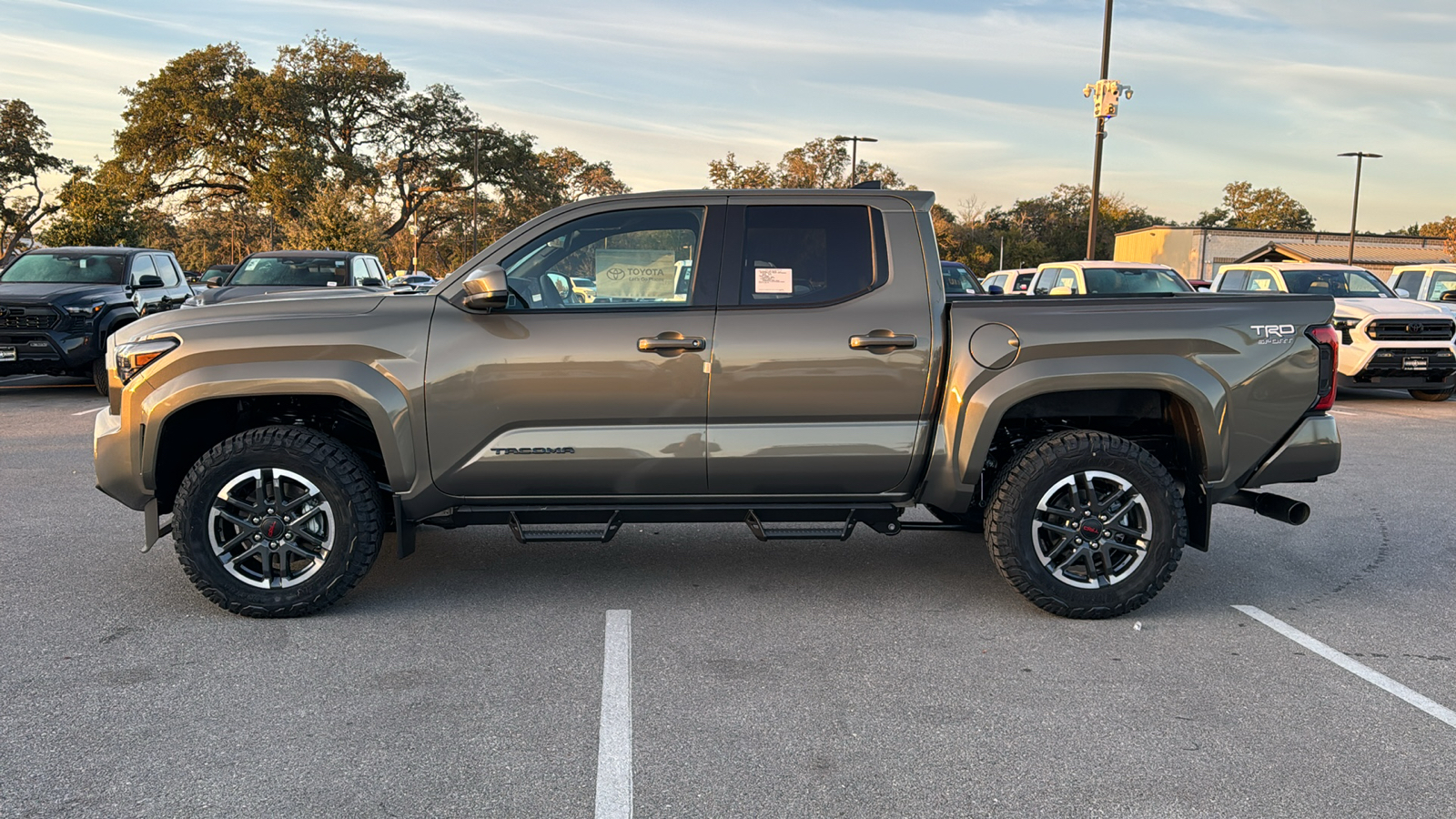 2024 Toyota Tacoma TRD Sport 4