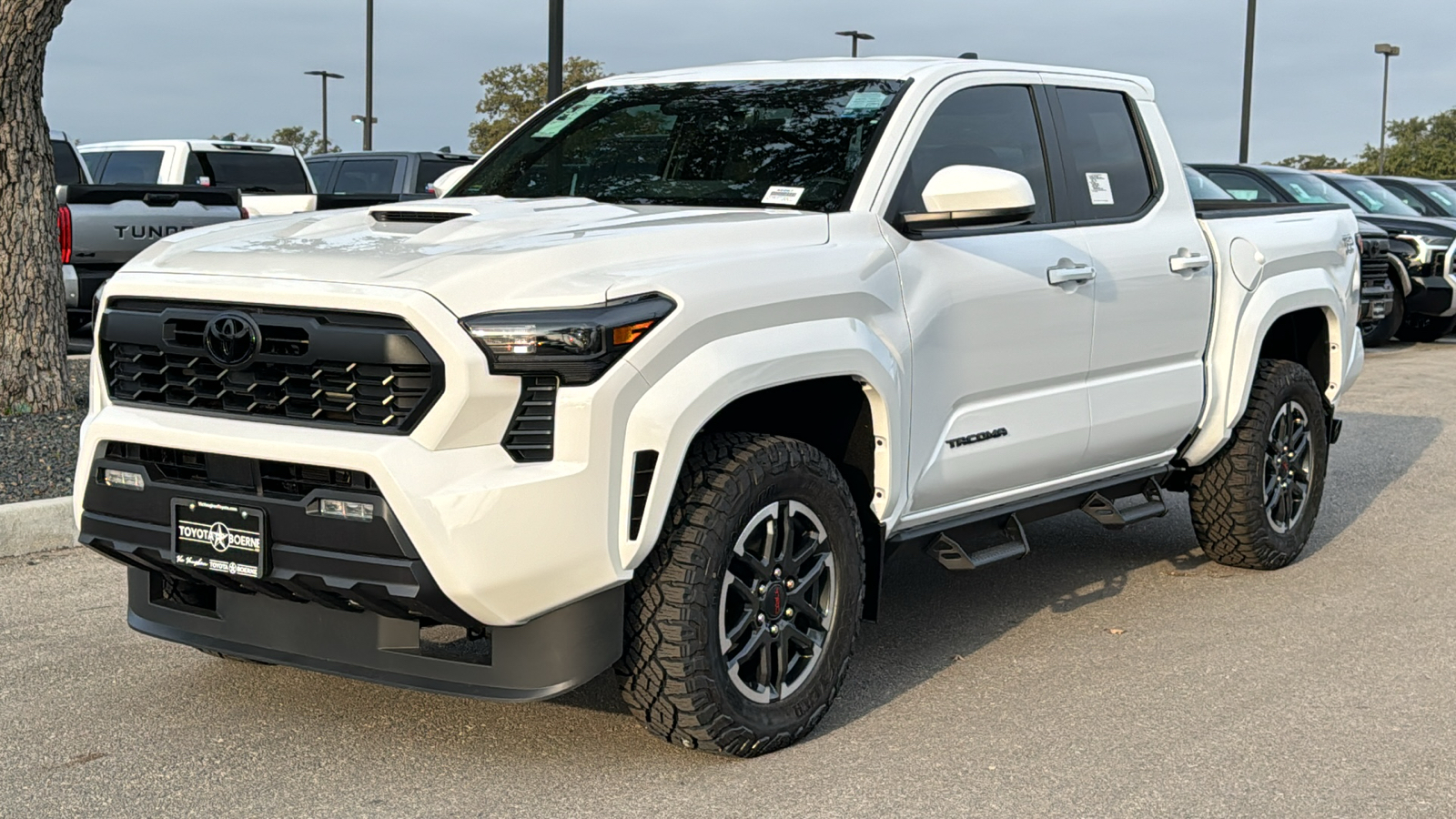 2024 Toyota Tacoma TRD Sport 4