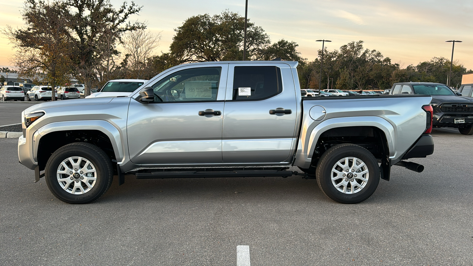 2024 Toyota Tacoma SR 4