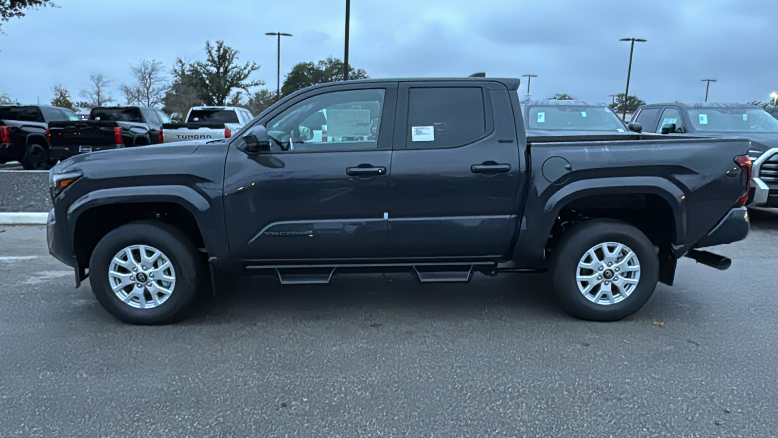 2024 Toyota Tacoma SR5 4