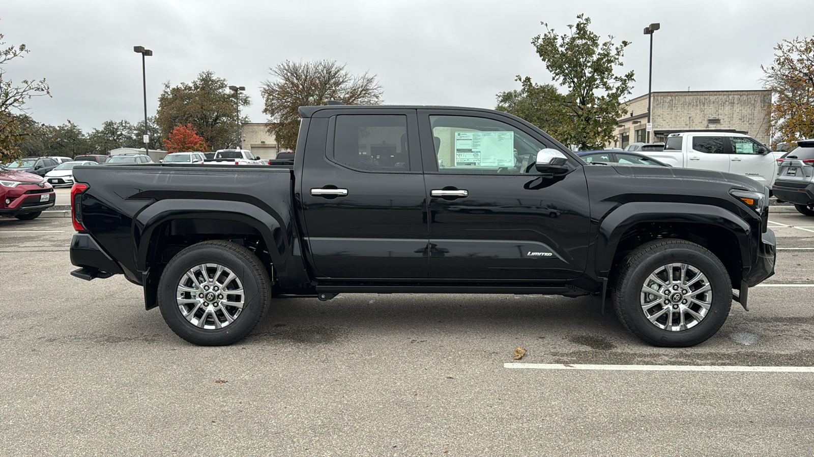 2024 Toyota Tacoma Limited 8