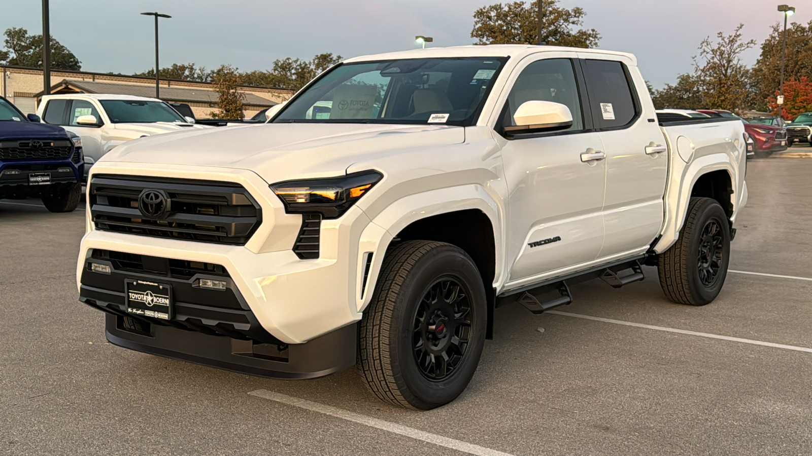 2024 Toyota Tacoma SR5 3