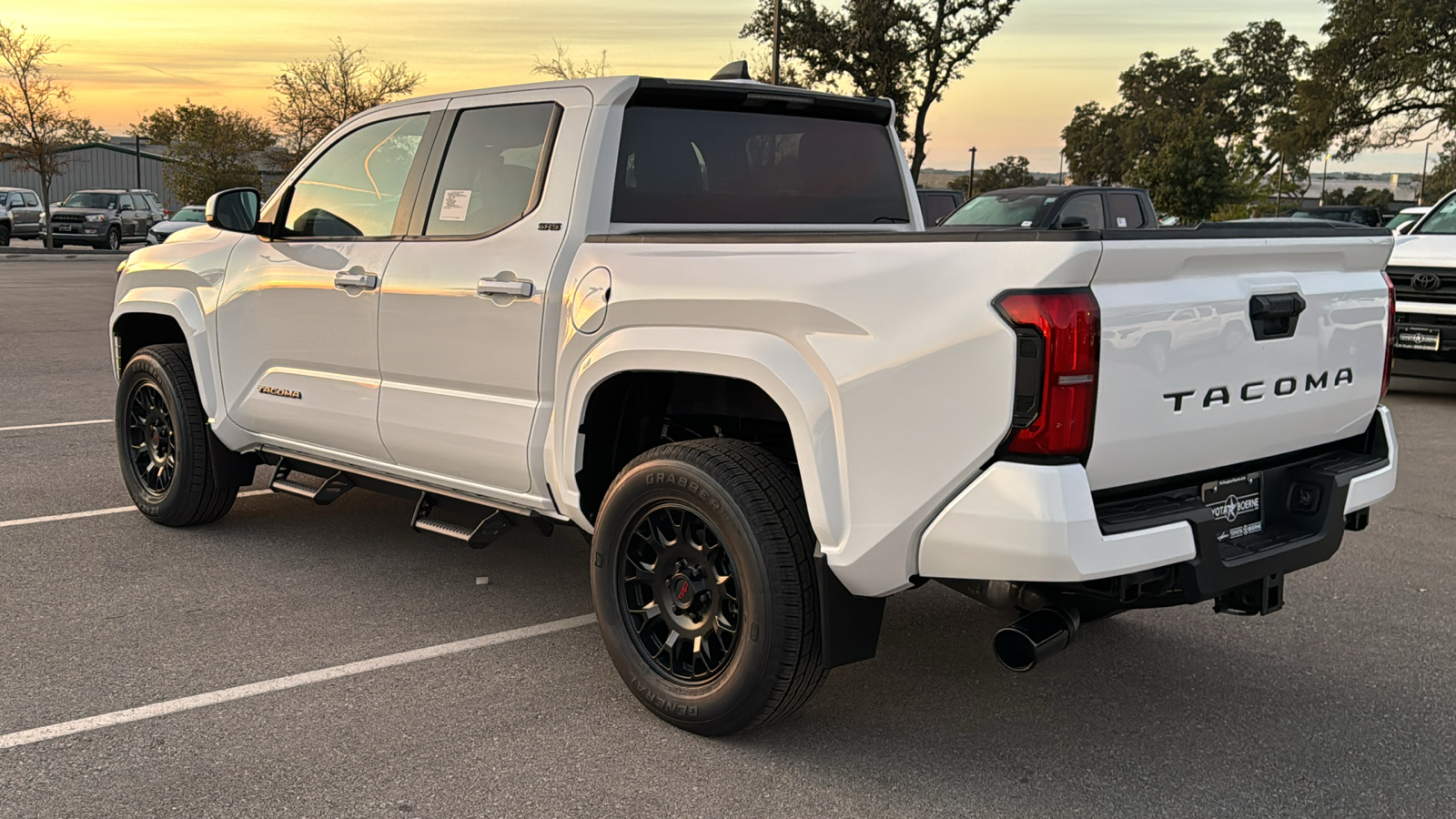 2024 Toyota Tacoma SR5 5