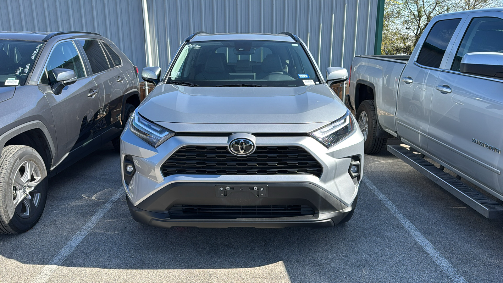 2023 Toyota RAV4 XLE Premium 2