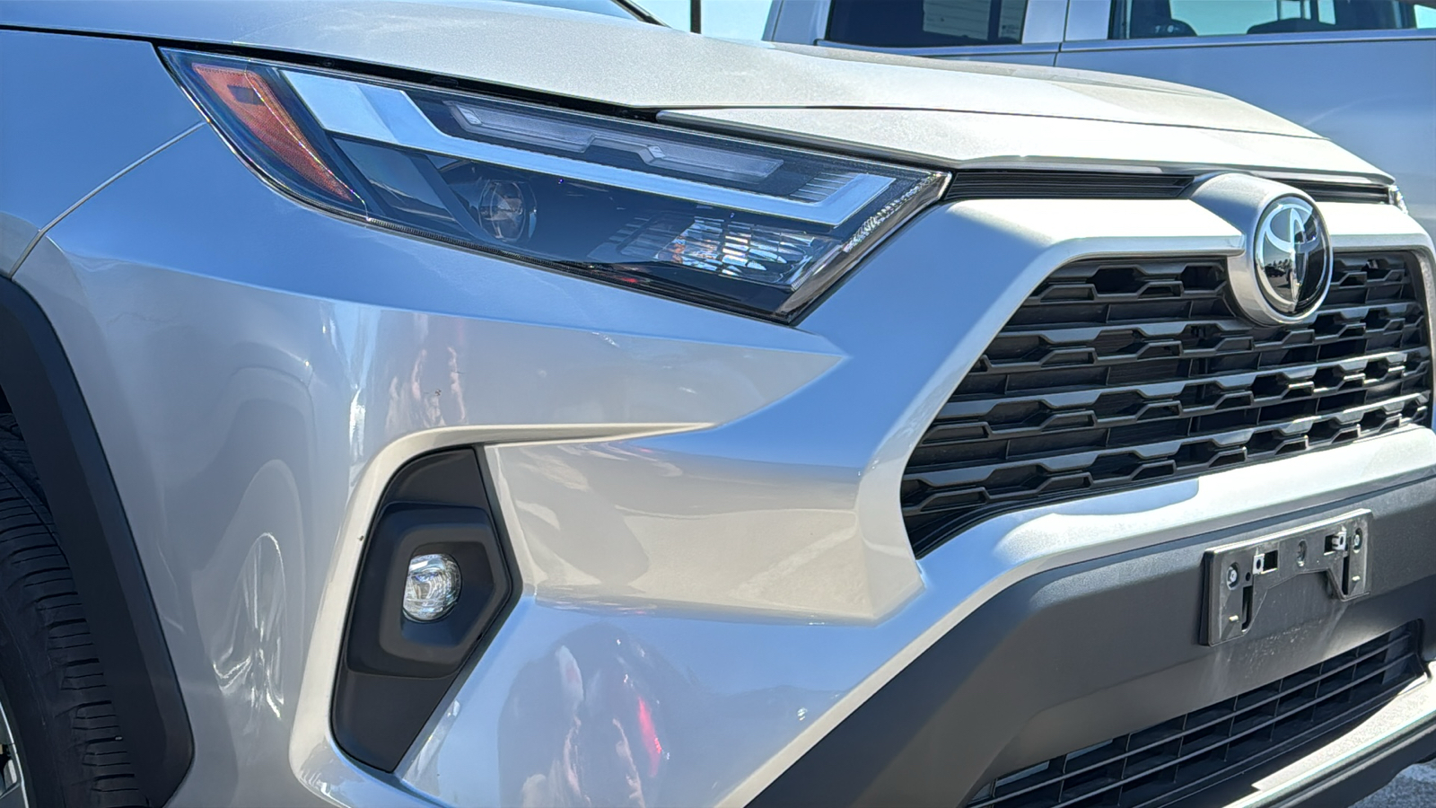 2023 Toyota RAV4 XLE Premium 10