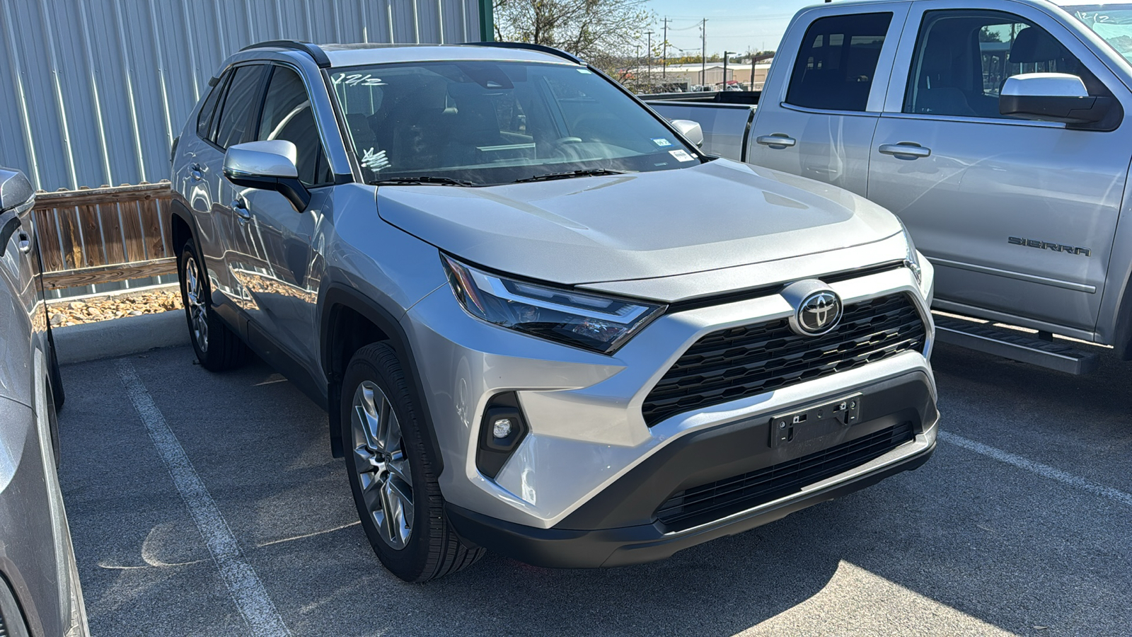 2023 Toyota RAV4 XLE Premium 11