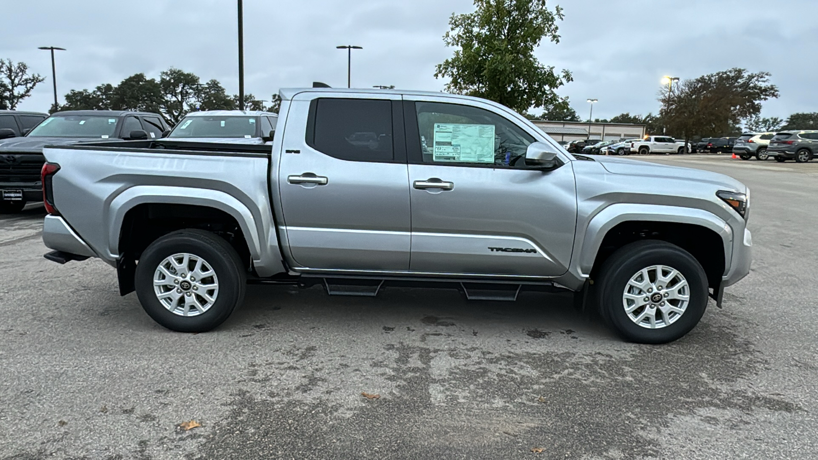 2024 Toyota Tacoma SR5 8