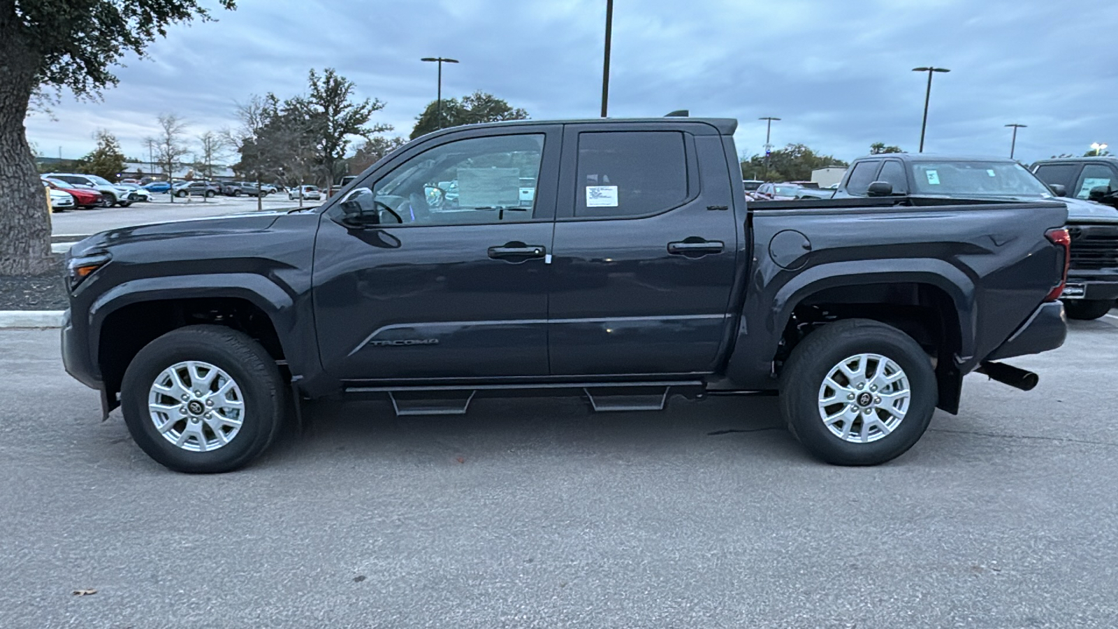 2024 Toyota Tacoma SR5 4