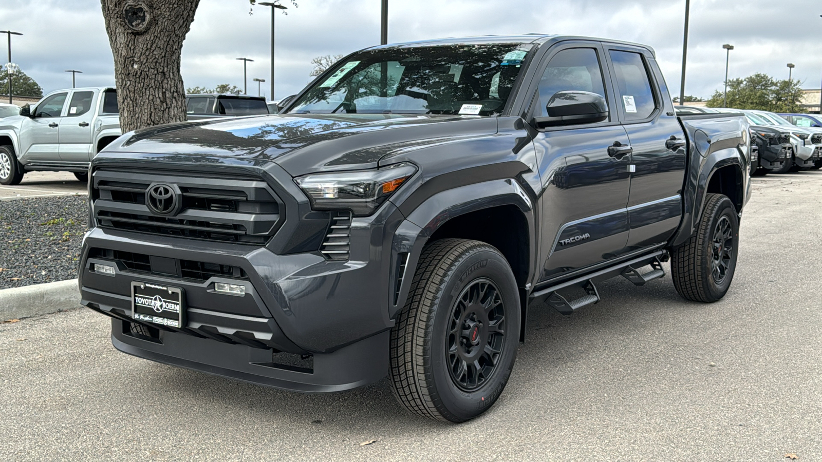 2024 Toyota Tacoma SR5 3