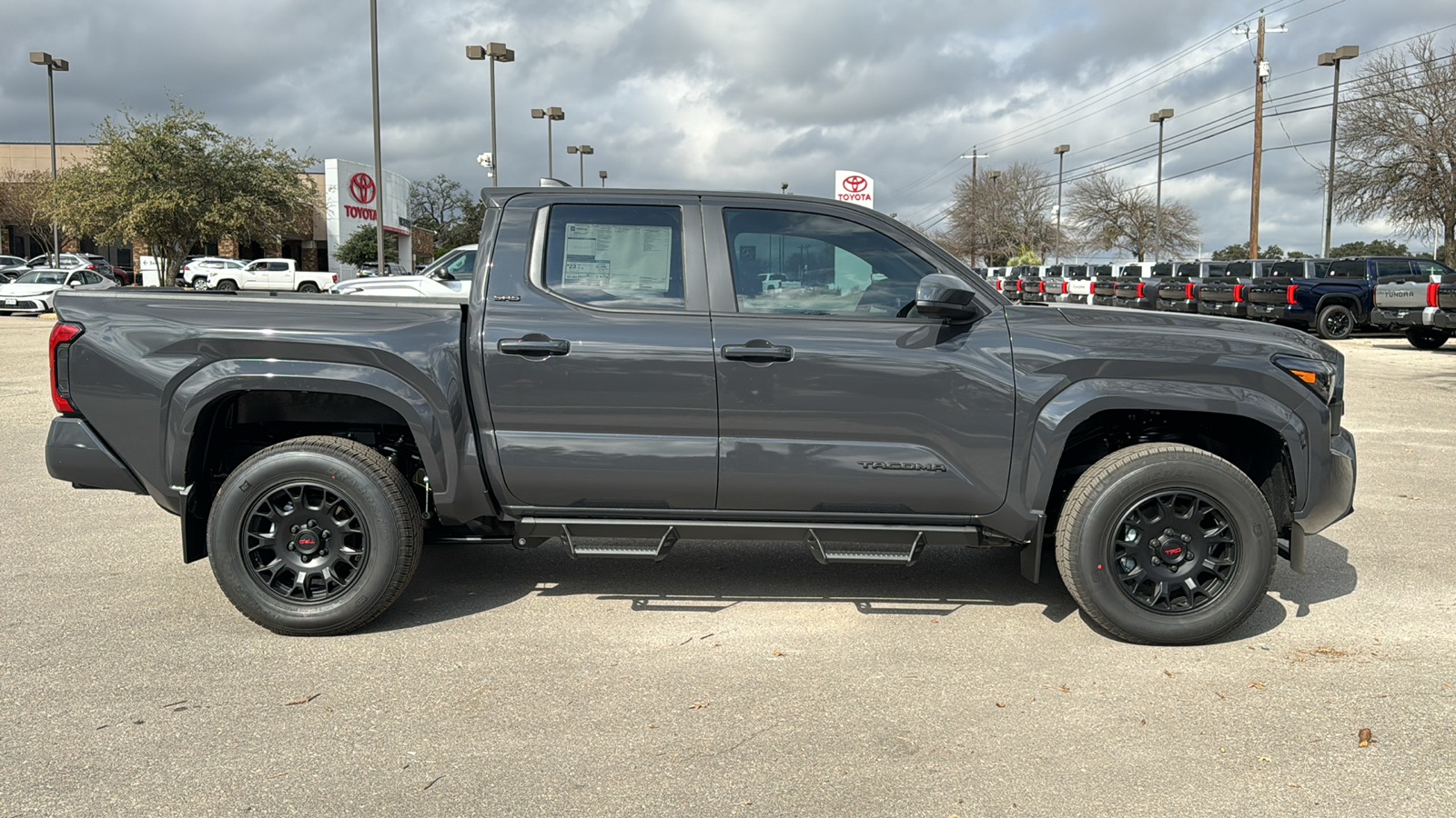 2024 Toyota Tacoma SR5 8