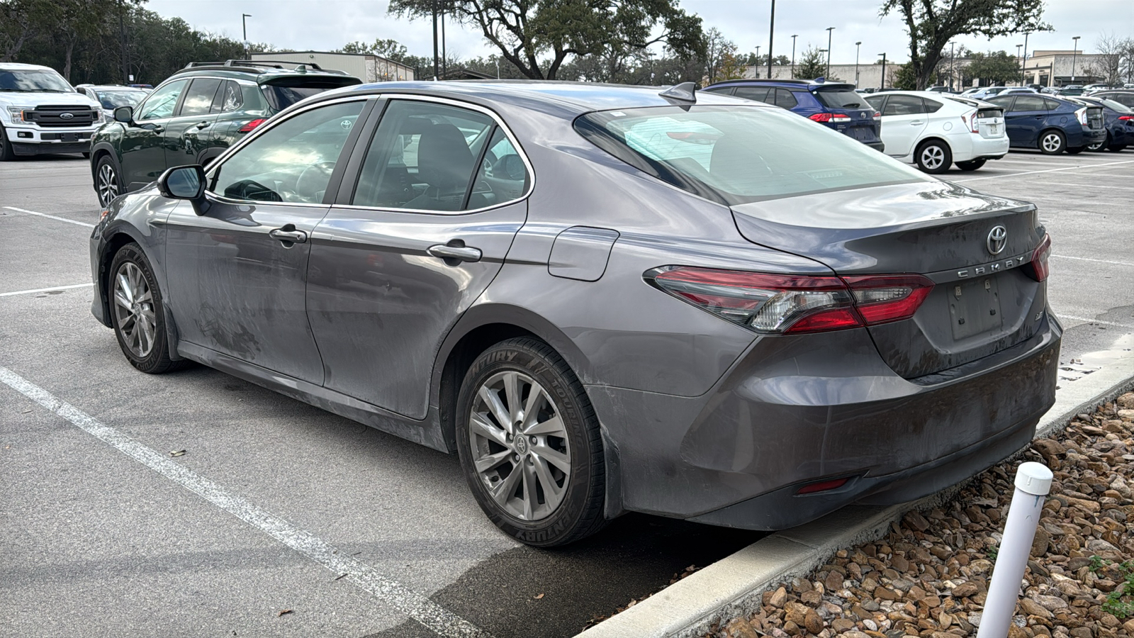 2023 Toyota Camry LE 4