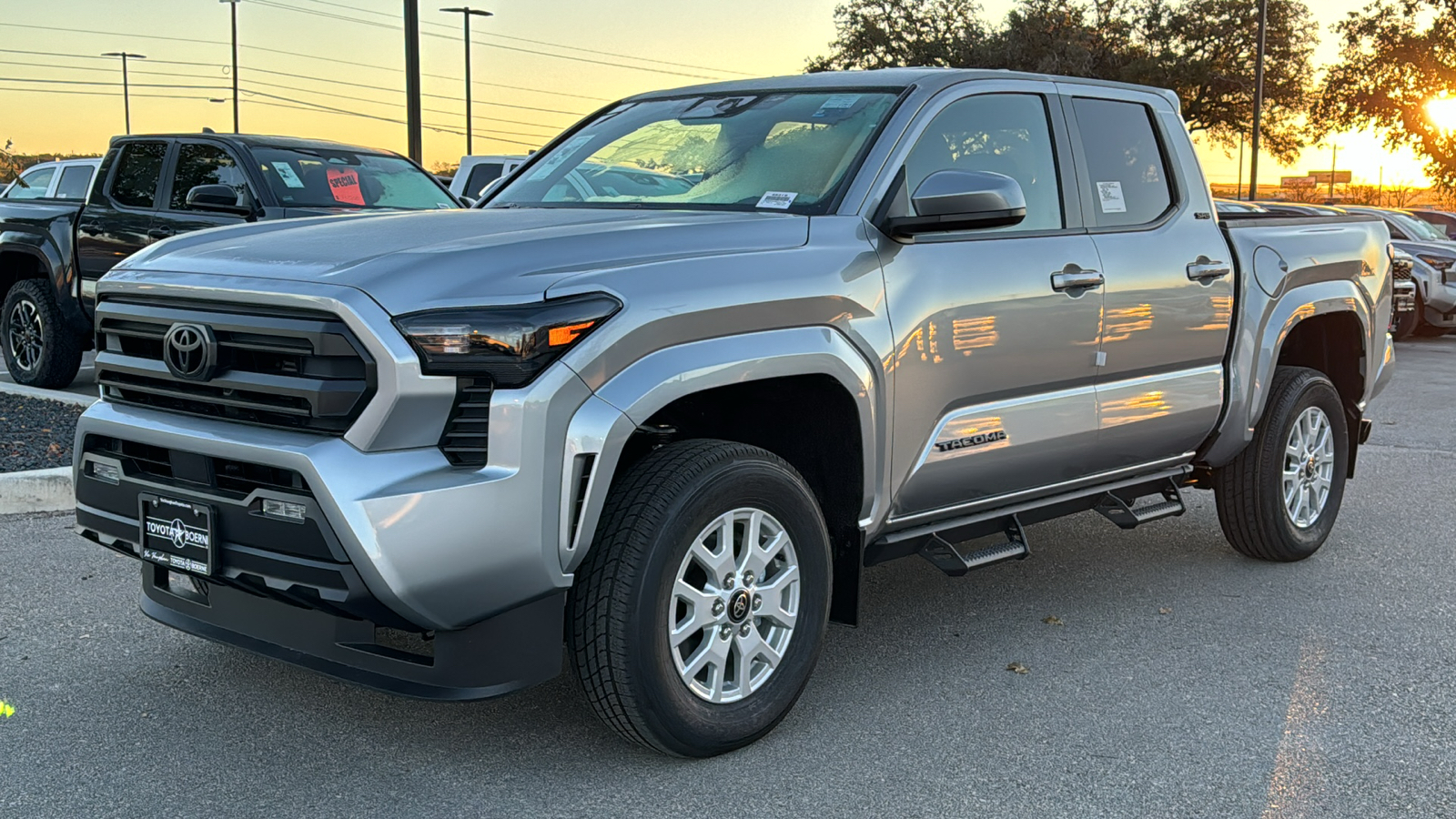 2024 Toyota Tacoma SR5 3