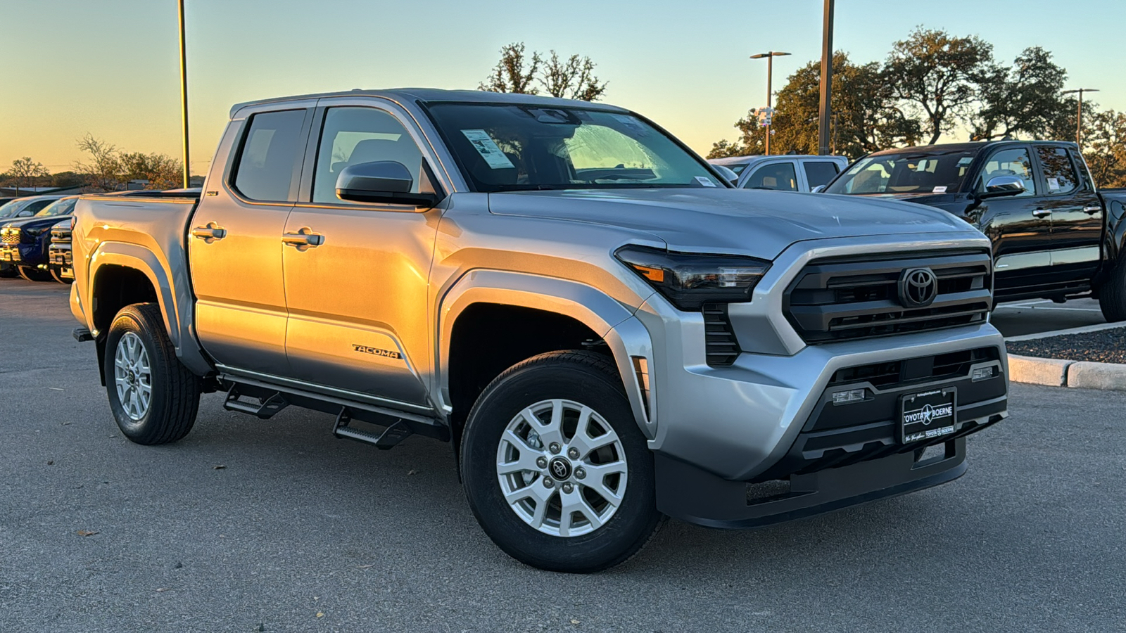 2024 Toyota Tacoma SR5 24