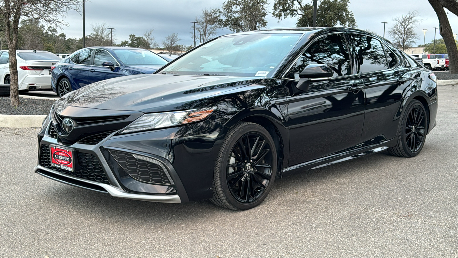 2022 Toyota Camry XSE 3