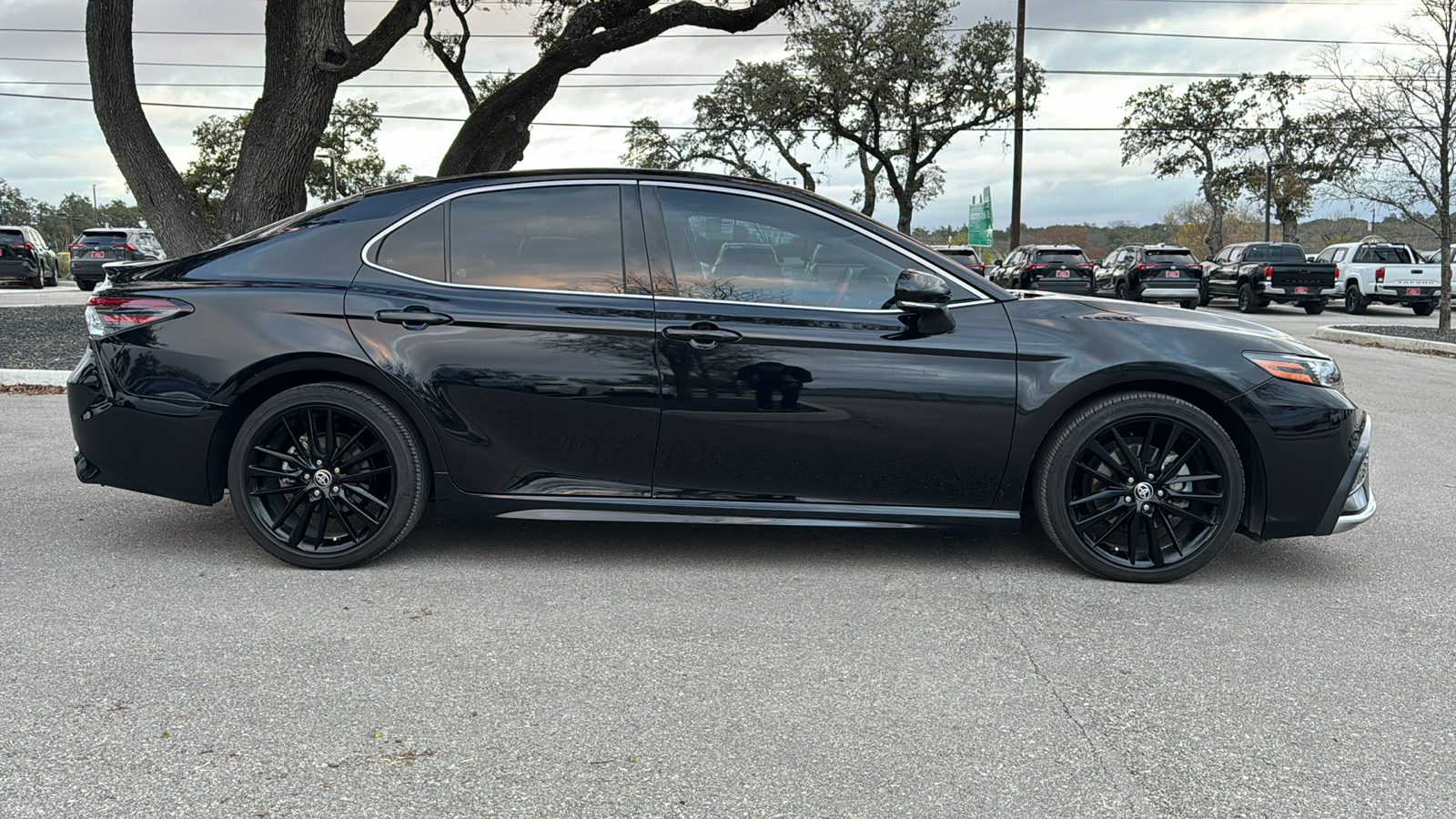 2022 Toyota Camry XSE 8