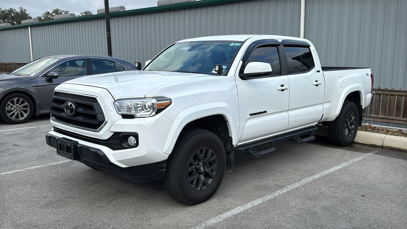 2023 Toyota Tacoma SR5 3