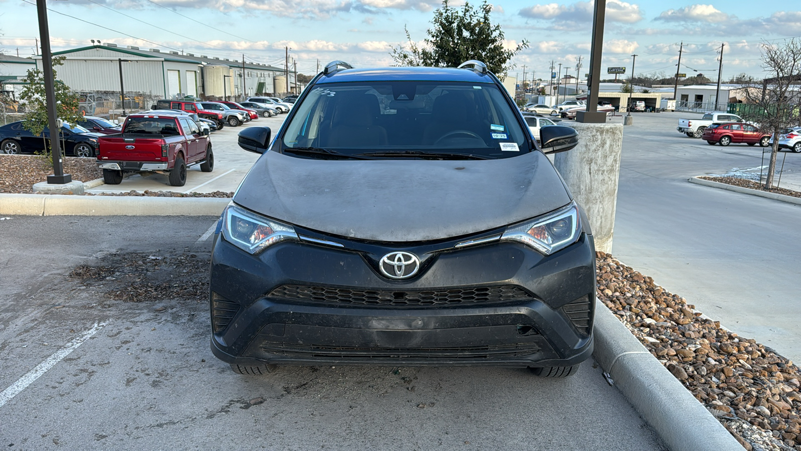 2018 Toyota RAV4 LE 2