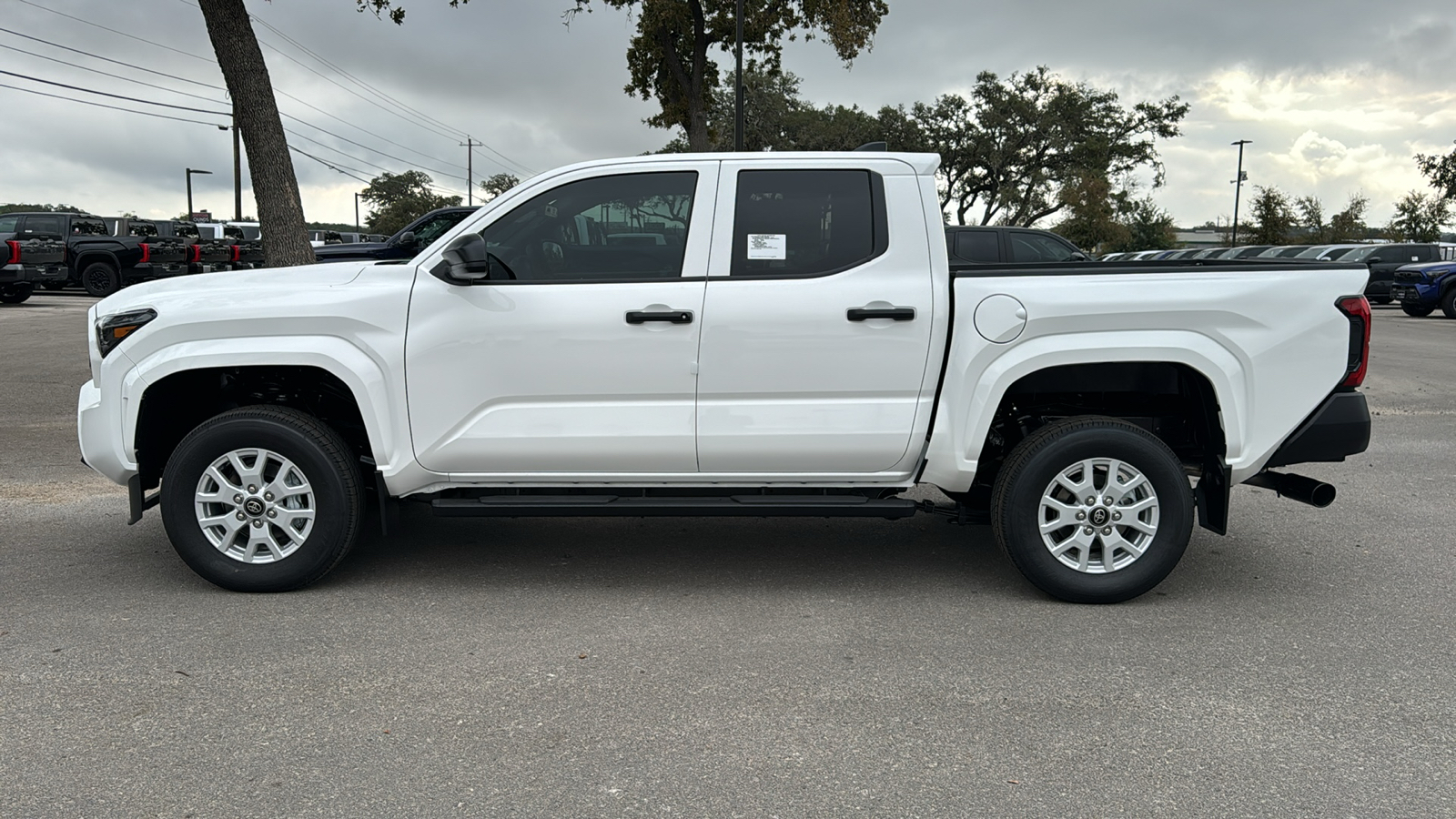 2024 Toyota Tacoma SR 4