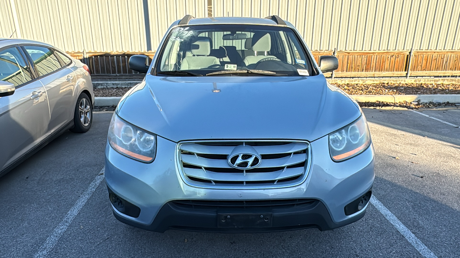 2010 Hyundai Santa Fe GLS 2