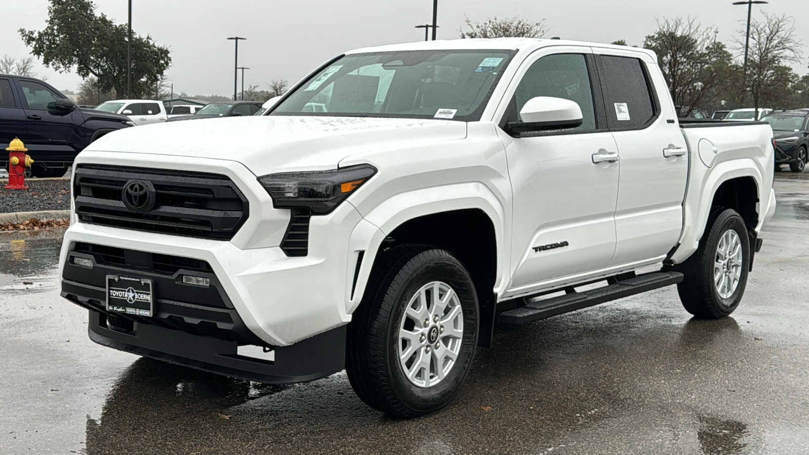 2024 Toyota Tacoma SR5 3