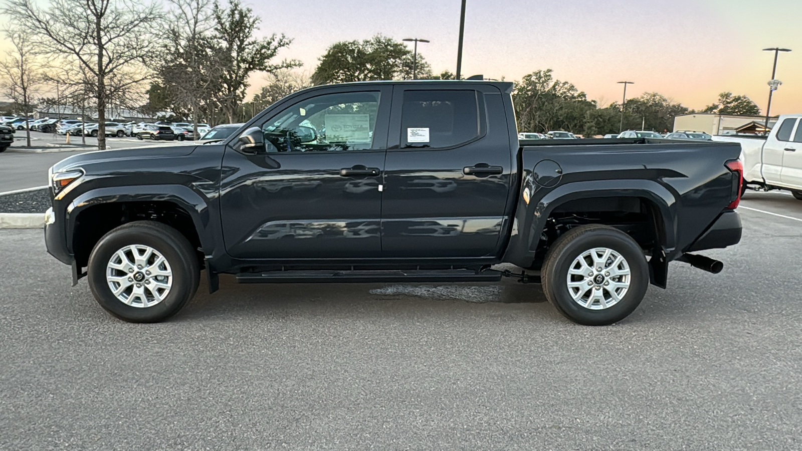 2024 Toyota Tacoma SR 4