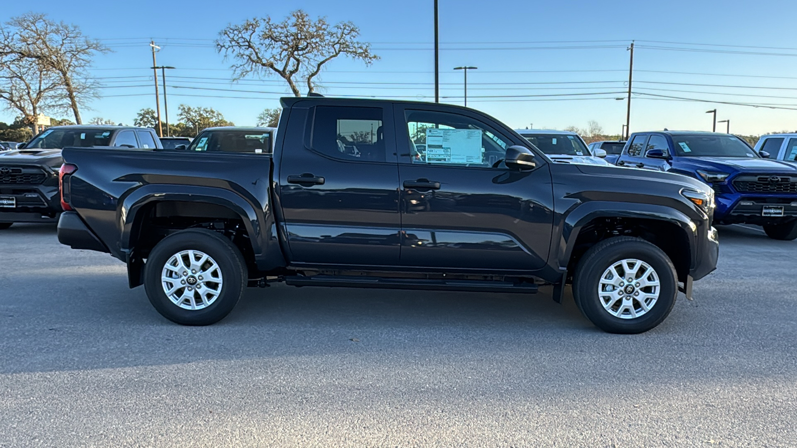 2024 Toyota Tacoma SR 8